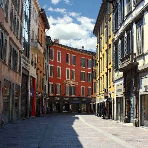 Fashion: Shopping in the Heart of Bergamo